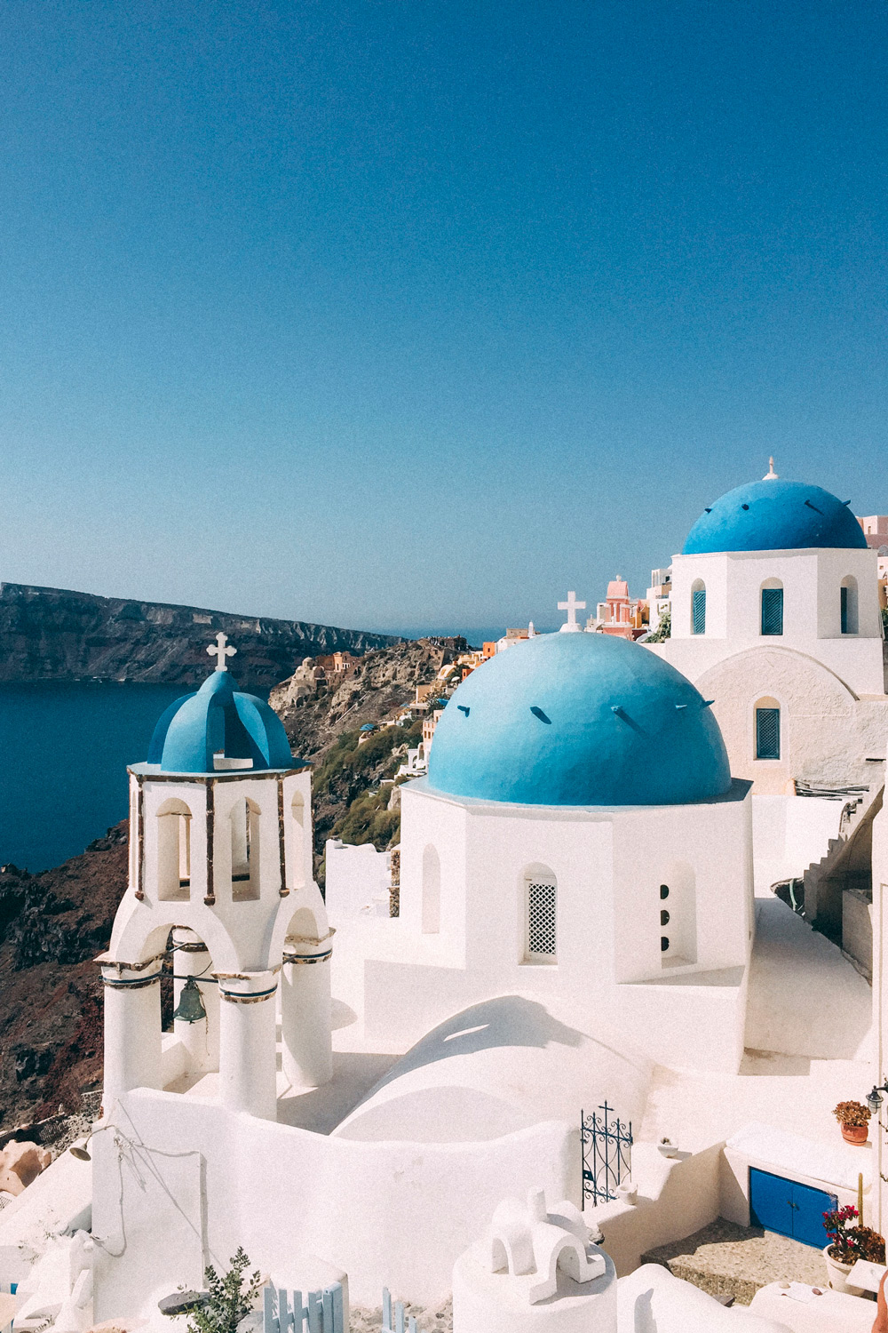 Dash of Darling shares her travels from Oia, Santorini Greece with Royal Caribbean Cruises.
