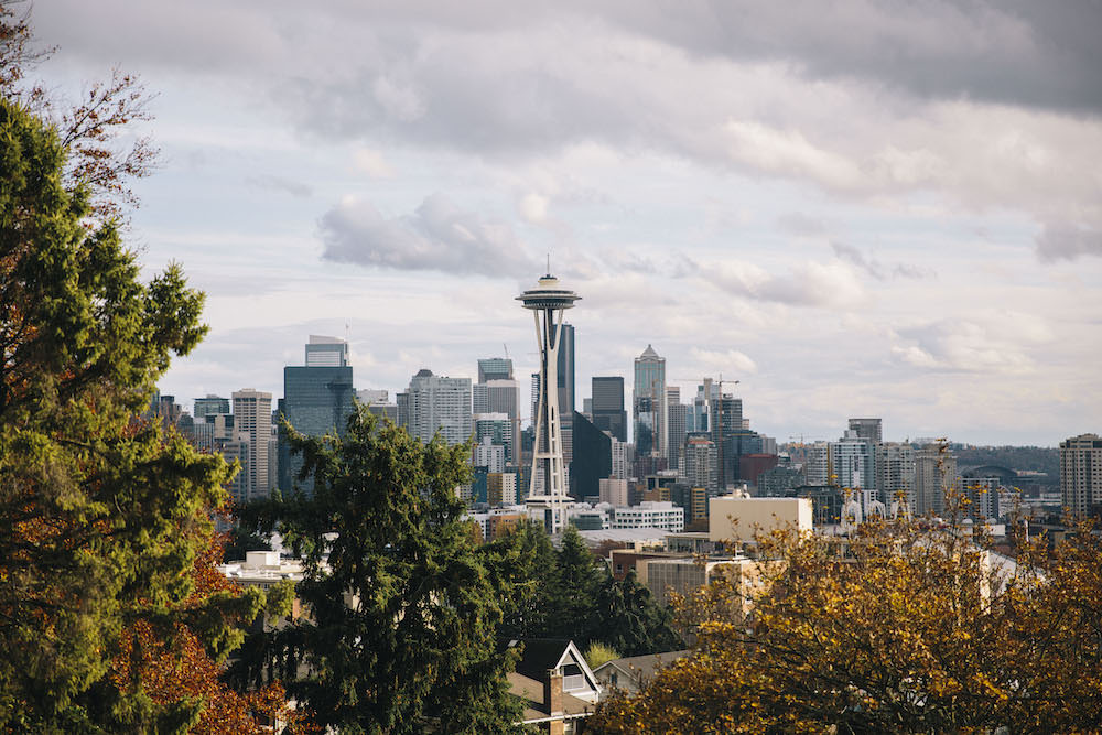 Caitlin Lindquist of the travel blog Dash of Darling visits Seattle Washington and shares what she did as a city guide.