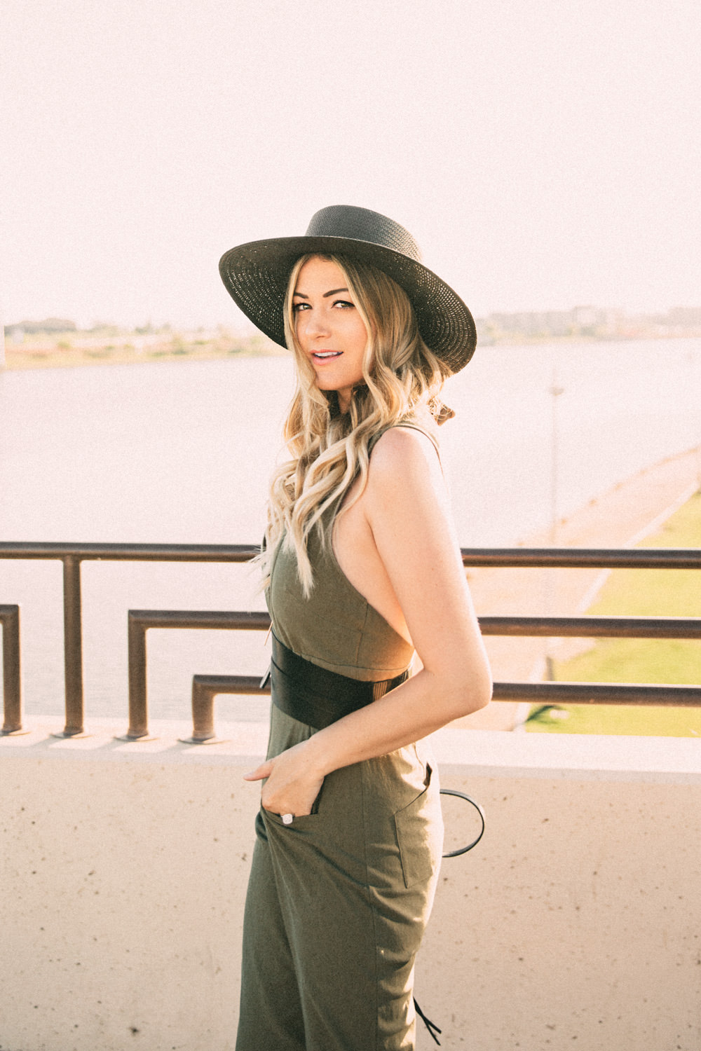 Caitlin Lindquist of Dash of Darling shares a guide to Tempe with ASU Sun Devils App while wearing a Someday's Lovin jumpsuit from Vida Moulin.