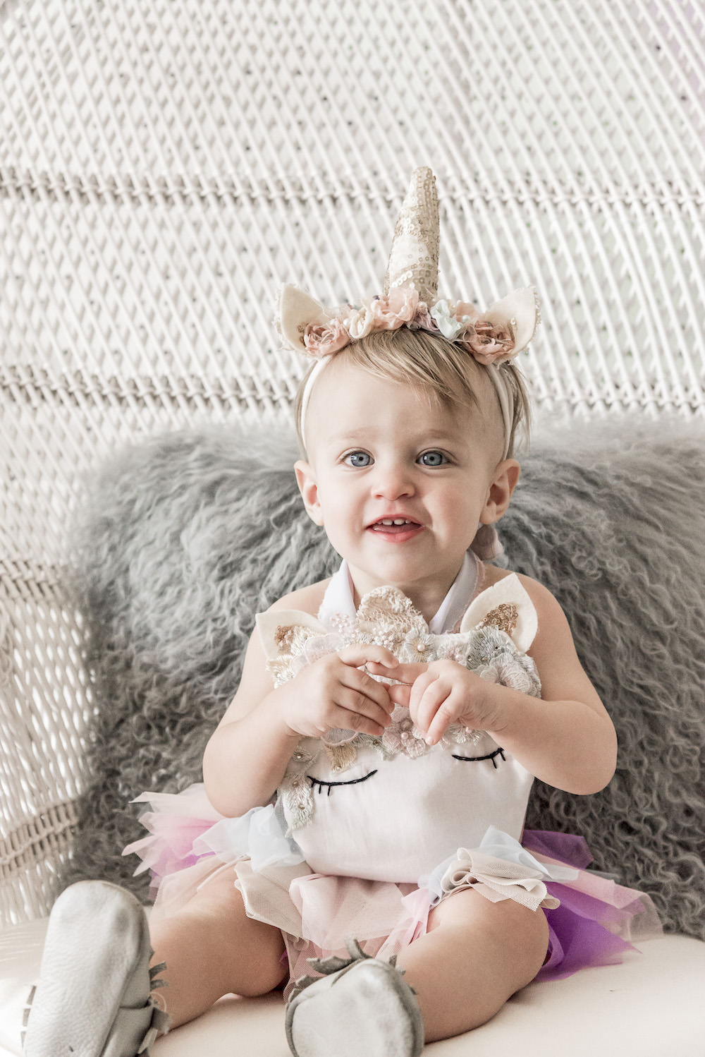 Dash of Darling | Luna's Rainbows and Unicorns First Birthday Party