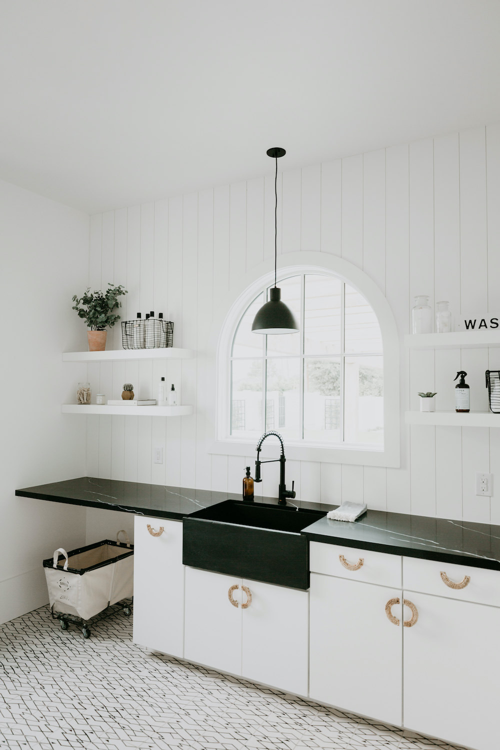 Dash of Darling | Laundry Room Home Reveal